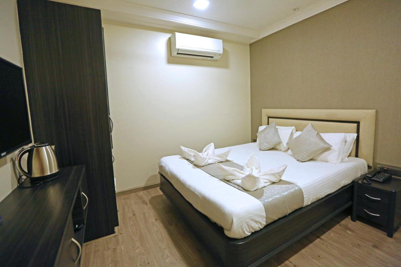 Gulf Hotel Mumbai- The Boutique Hotel Colaba Mumbai Eksteriør bilde