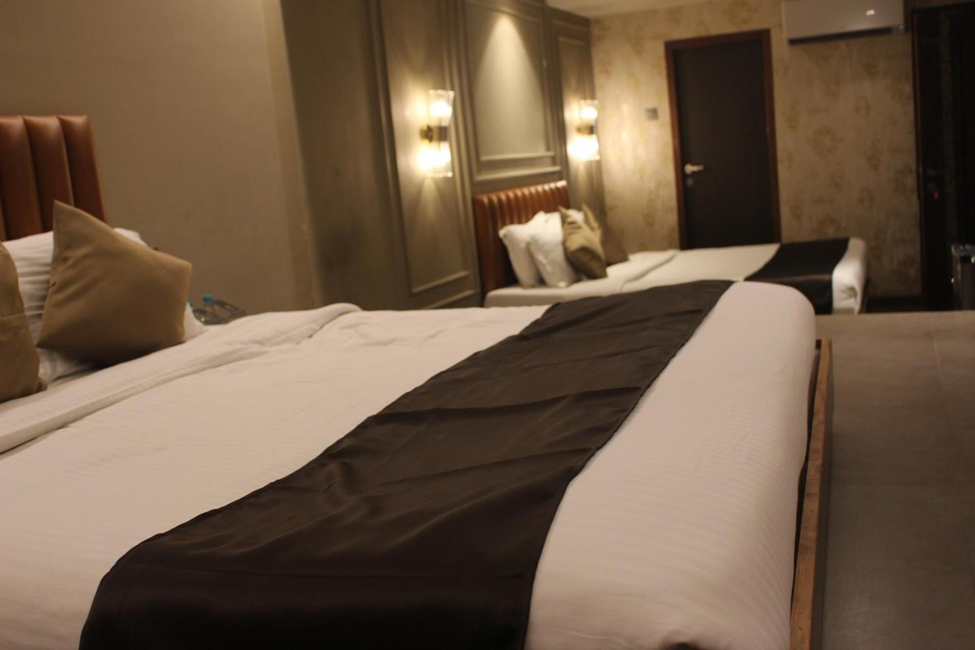 Gulf Hotel Mumbai- The Boutique Hotel Colaba Mumbai Eksteriør bilde