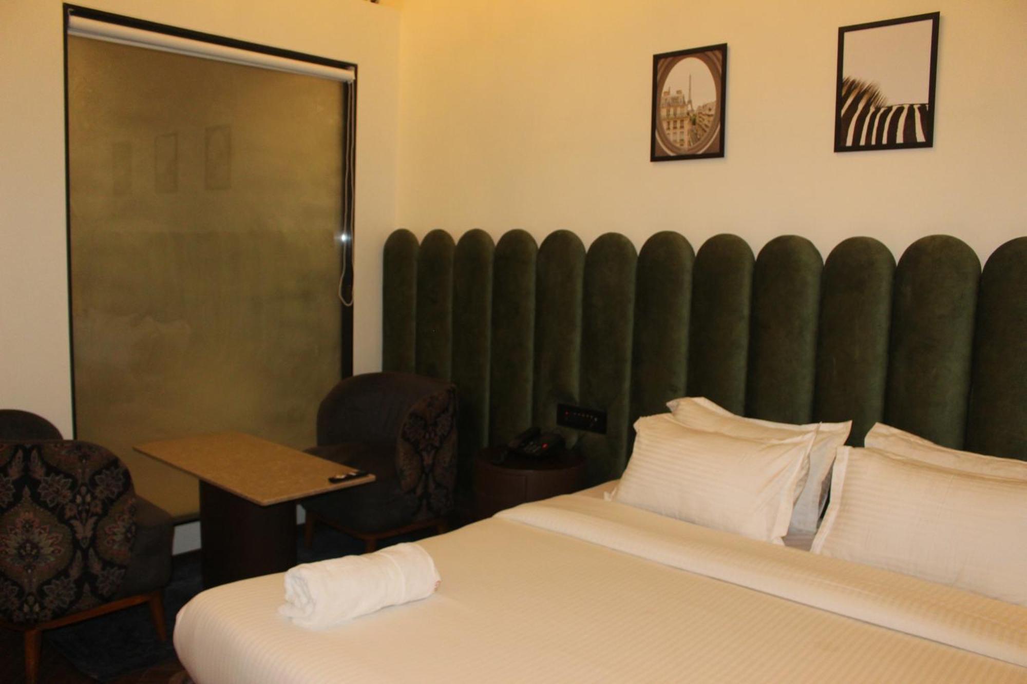 Gulf Hotel Mumbai- The Boutique Hotel Colaba Mumbai Eksteriør bilde