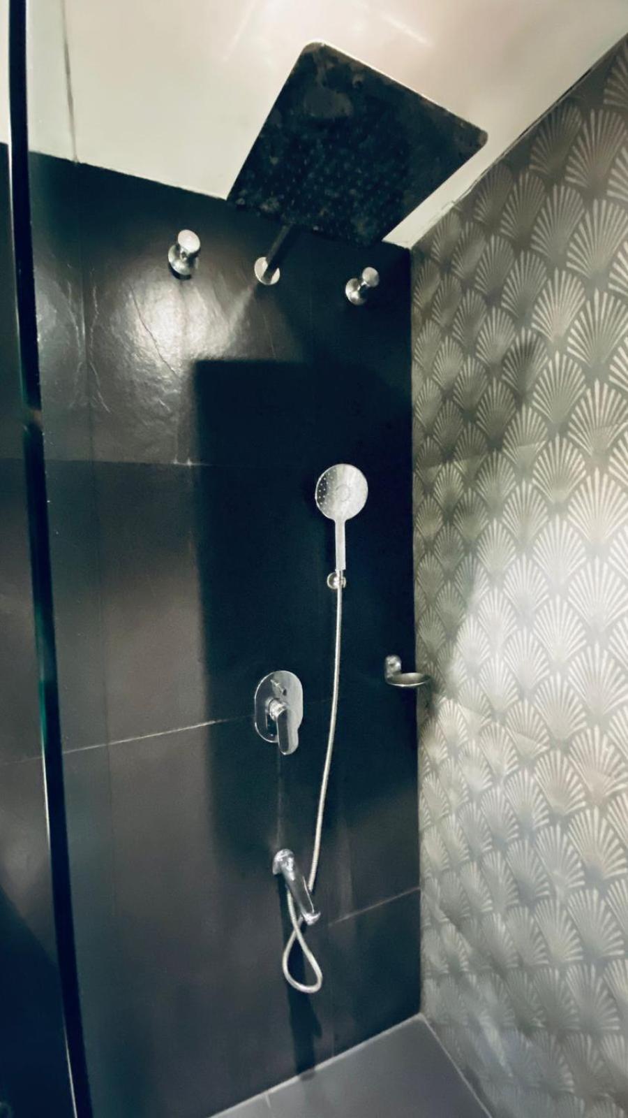 Gulf Hotel Mumbai- The Boutique Hotel Colaba Mumbai Eksteriør bilde