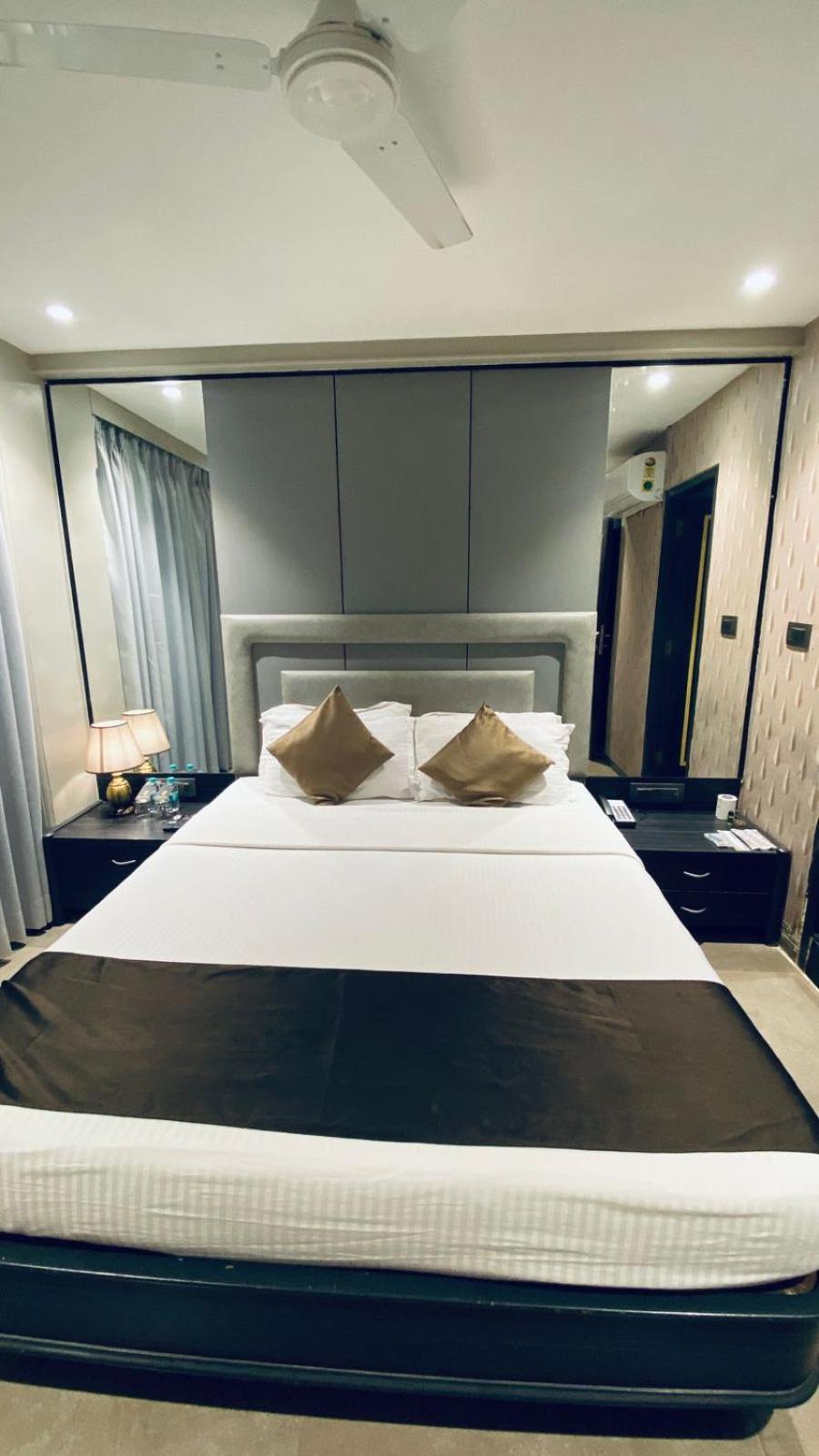 Gulf Hotel Mumbai- The Boutique Hotel Colaba Mumbai Eksteriør bilde