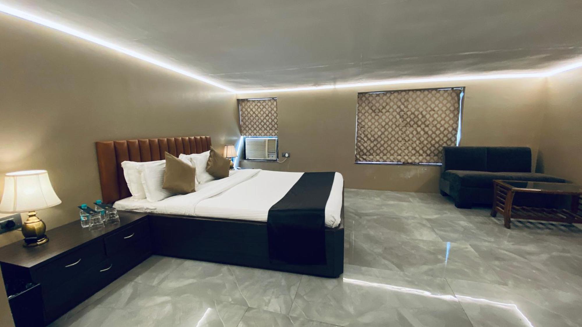 Gulf Hotel Mumbai- The Boutique Hotel Colaba Mumbai Eksteriør bilde