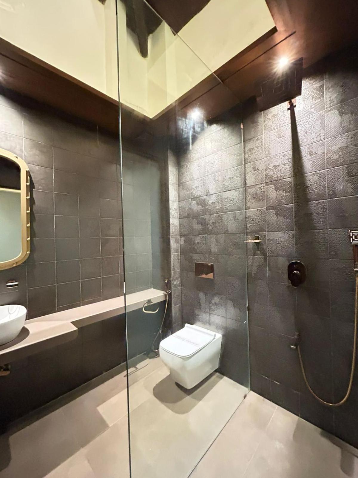 Gulf Hotel Mumbai- The Boutique Hotel Colaba Mumbai Eksteriør bilde