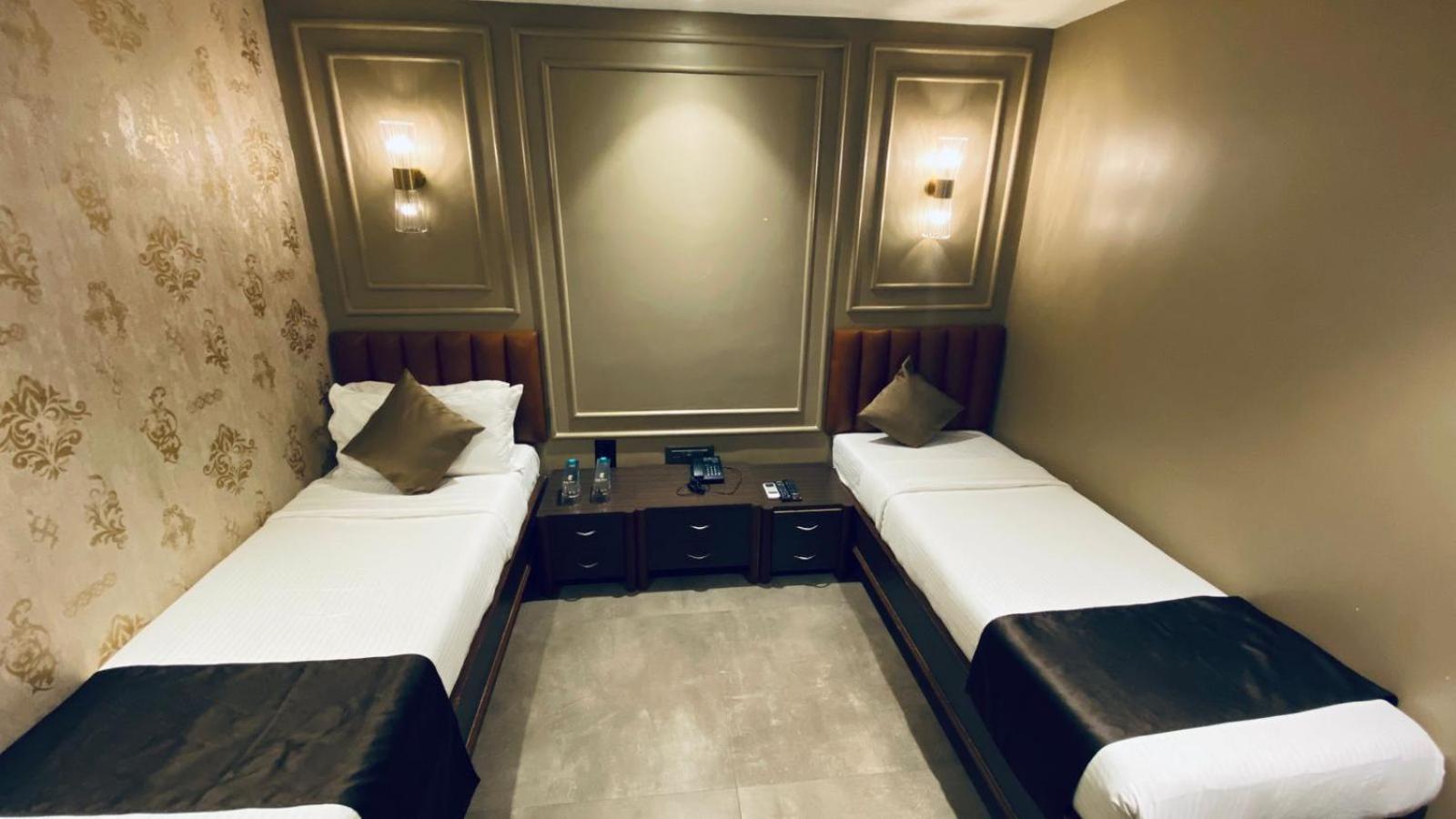 Gulf Hotel Mumbai- The Boutique Hotel Colaba Mumbai Eksteriør bilde