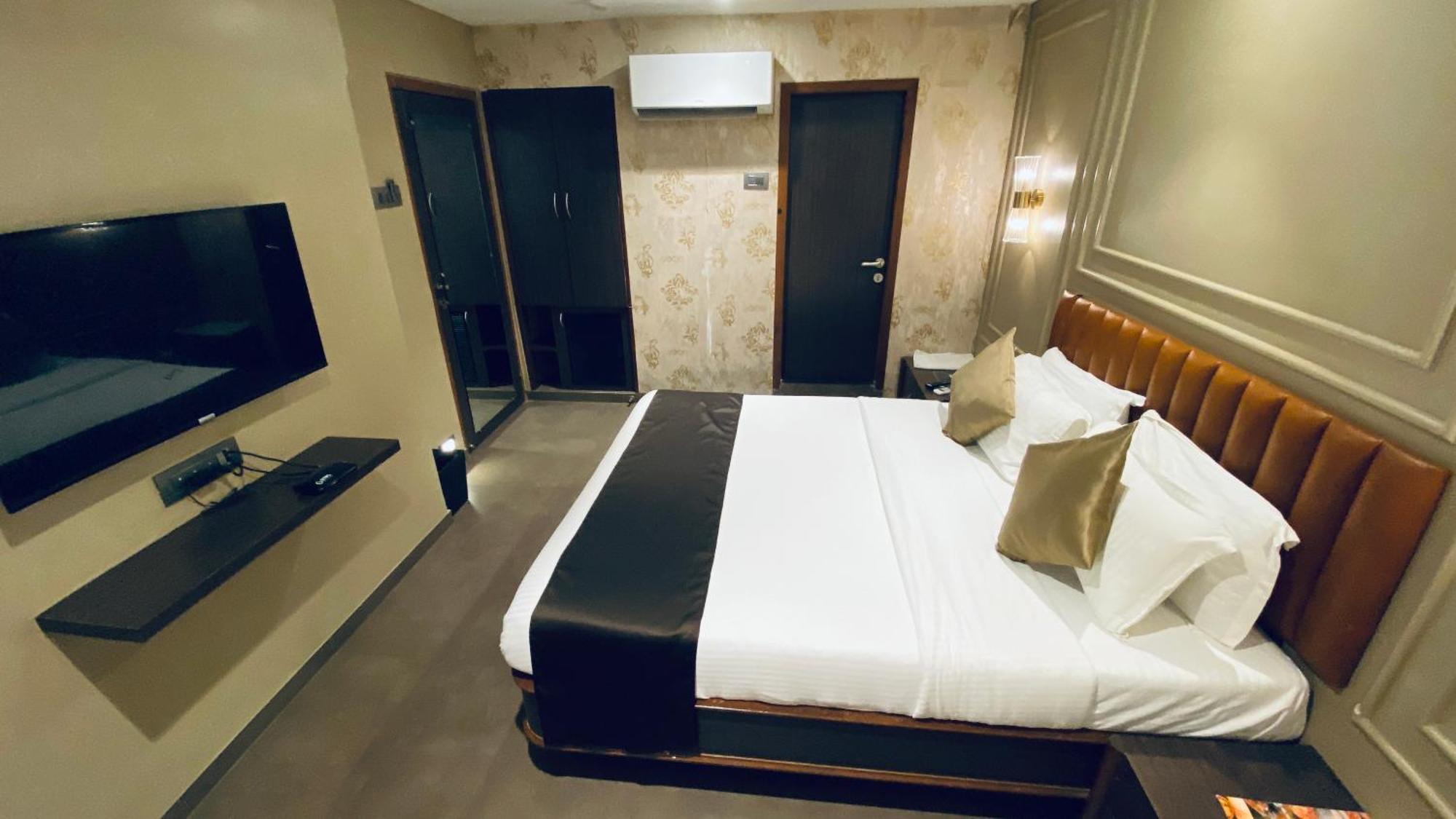 Gulf Hotel Mumbai- The Boutique Hotel Colaba Mumbai Eksteriør bilde