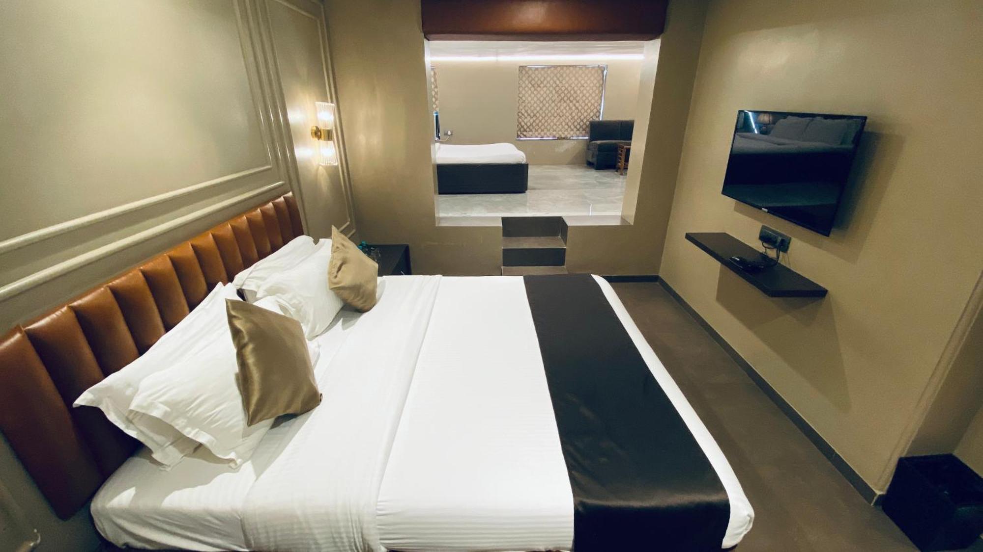 Gulf Hotel Mumbai- The Boutique Hotel Colaba Mumbai Eksteriør bilde