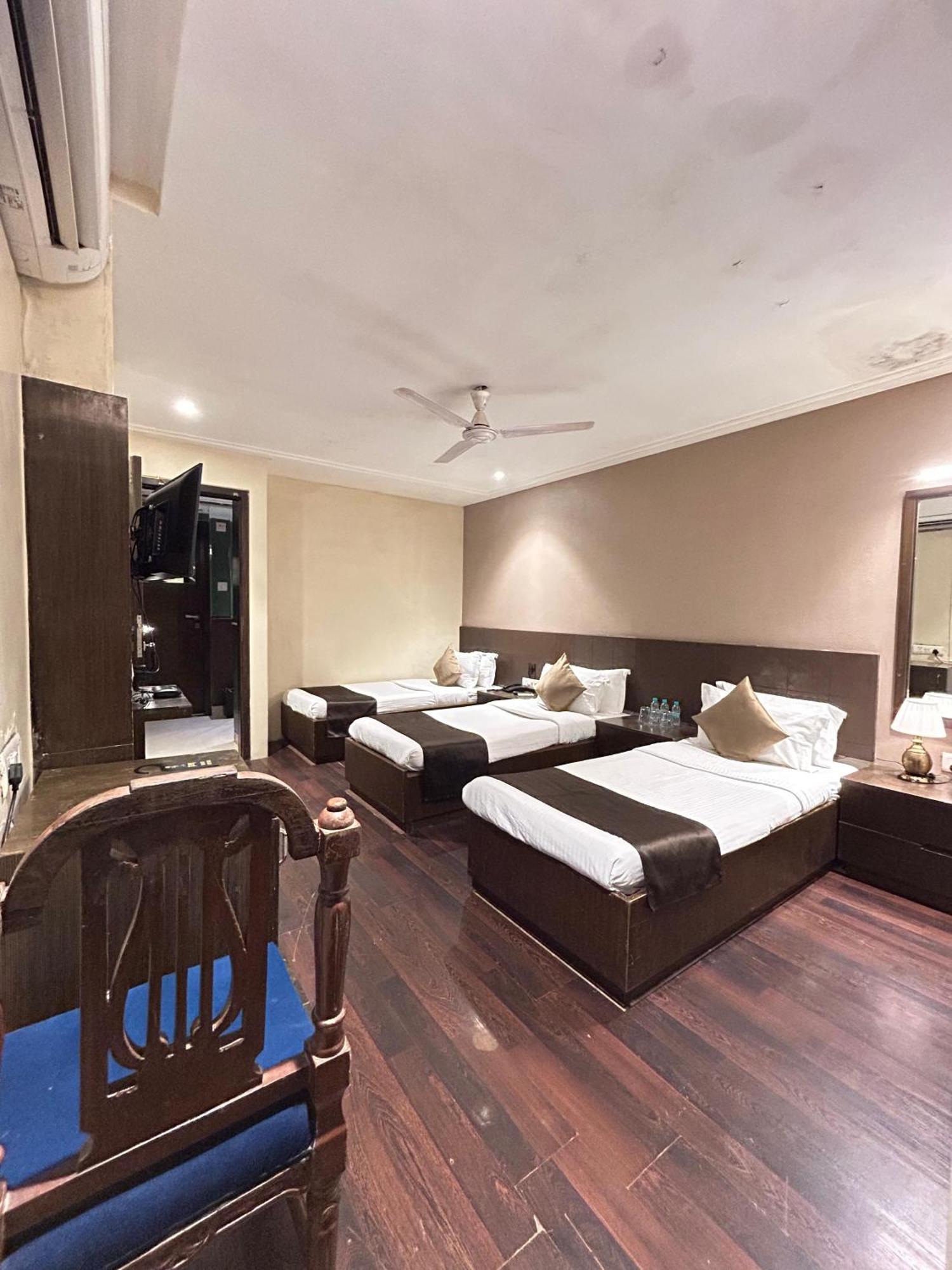 Gulf Hotel Mumbai- The Boutique Hotel Colaba Mumbai Eksteriør bilde