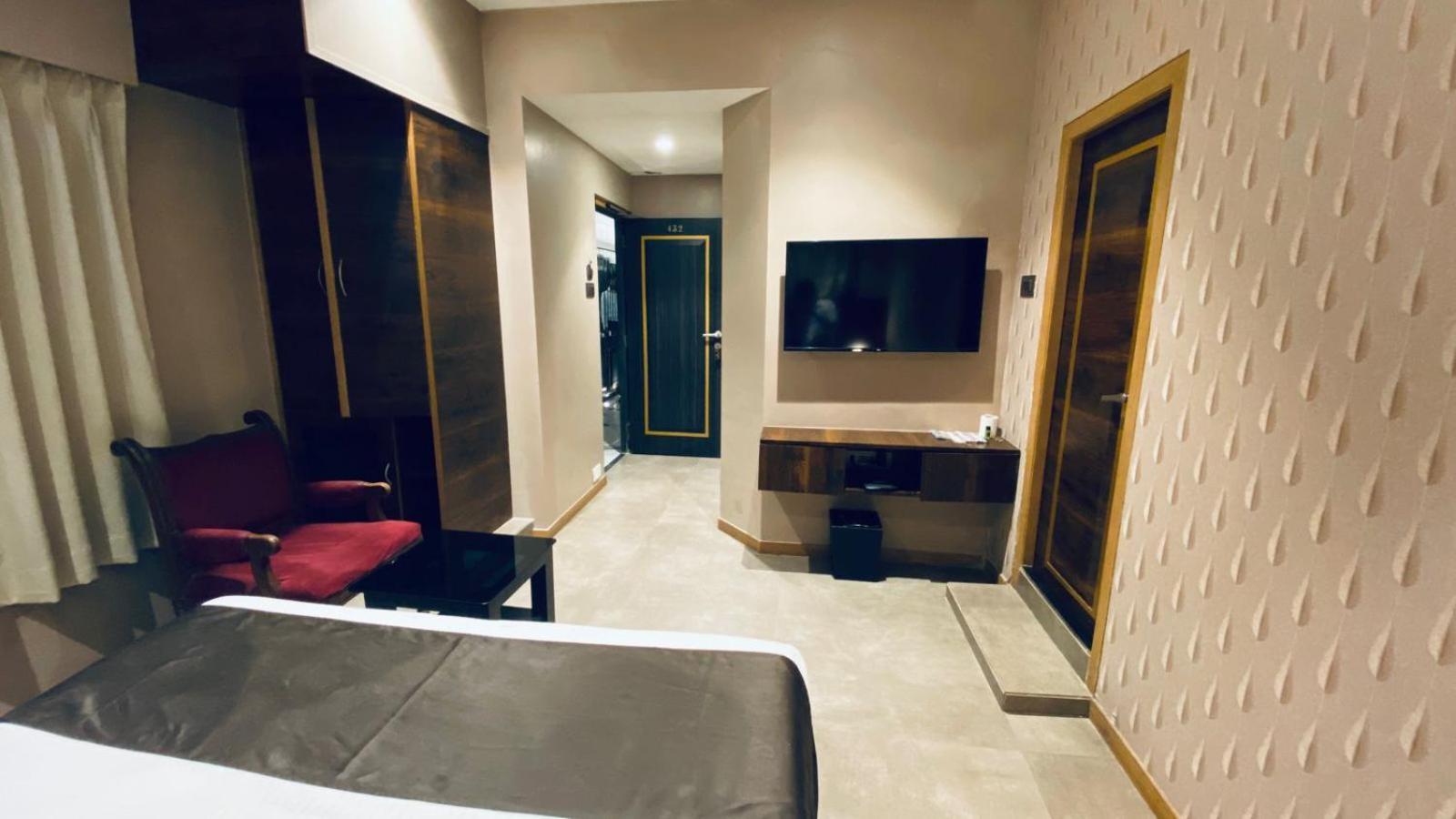Gulf Hotel Mumbai- The Boutique Hotel Colaba Mumbai Eksteriør bilde
